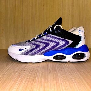 SOLD!!!!Nike Air Max TW Men’s White & Blue Size 13